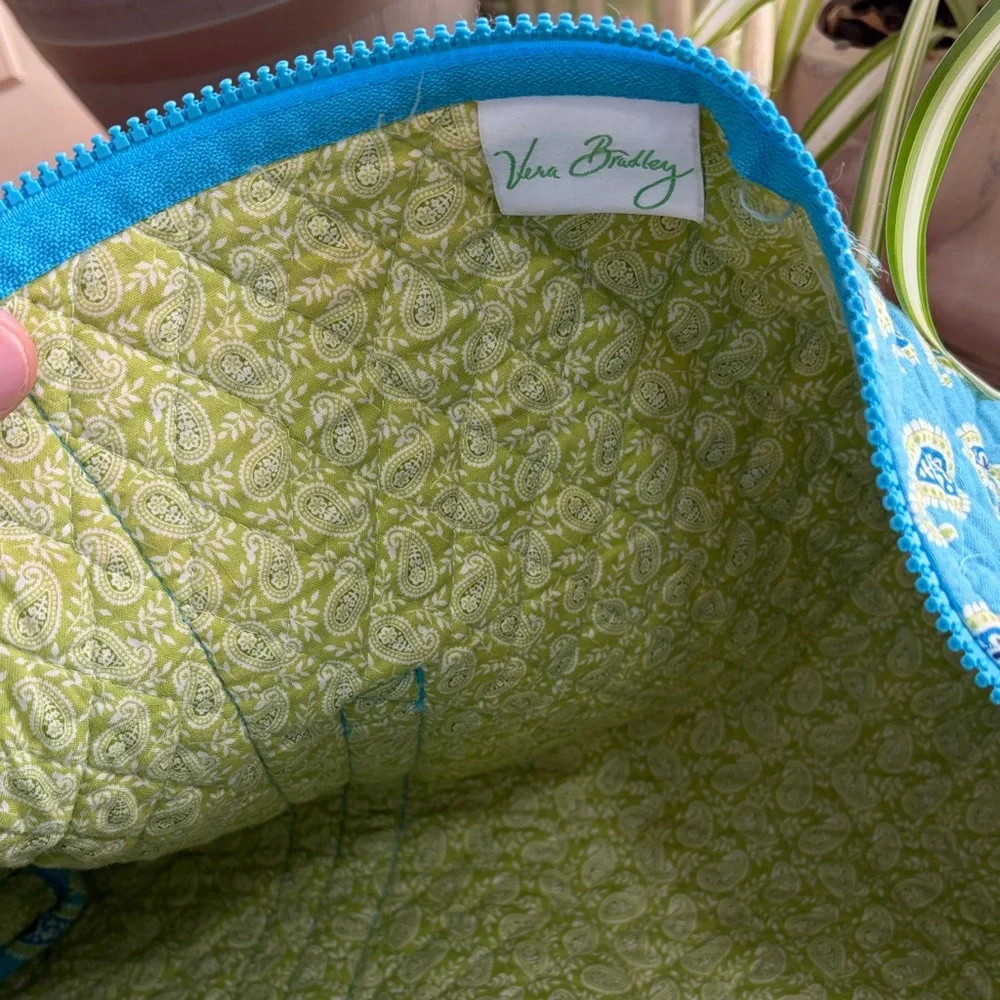 Vera Bradley Turquoise Paisley Shoulder Bag - Picture 4 of 4